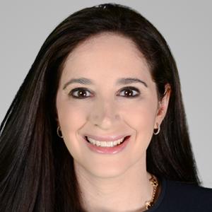 lschneider.jpg Lindsay Schneider