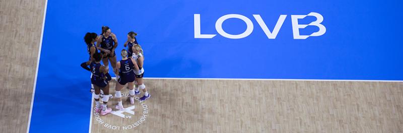 women playing volleyball